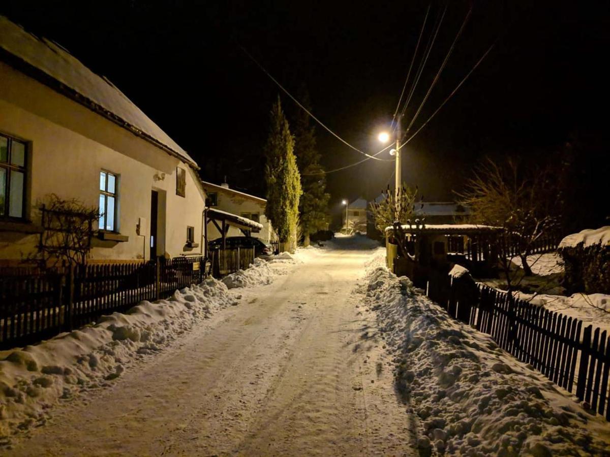 Chaloupka Na Konci Sveta Villa Raskov Exterior photo